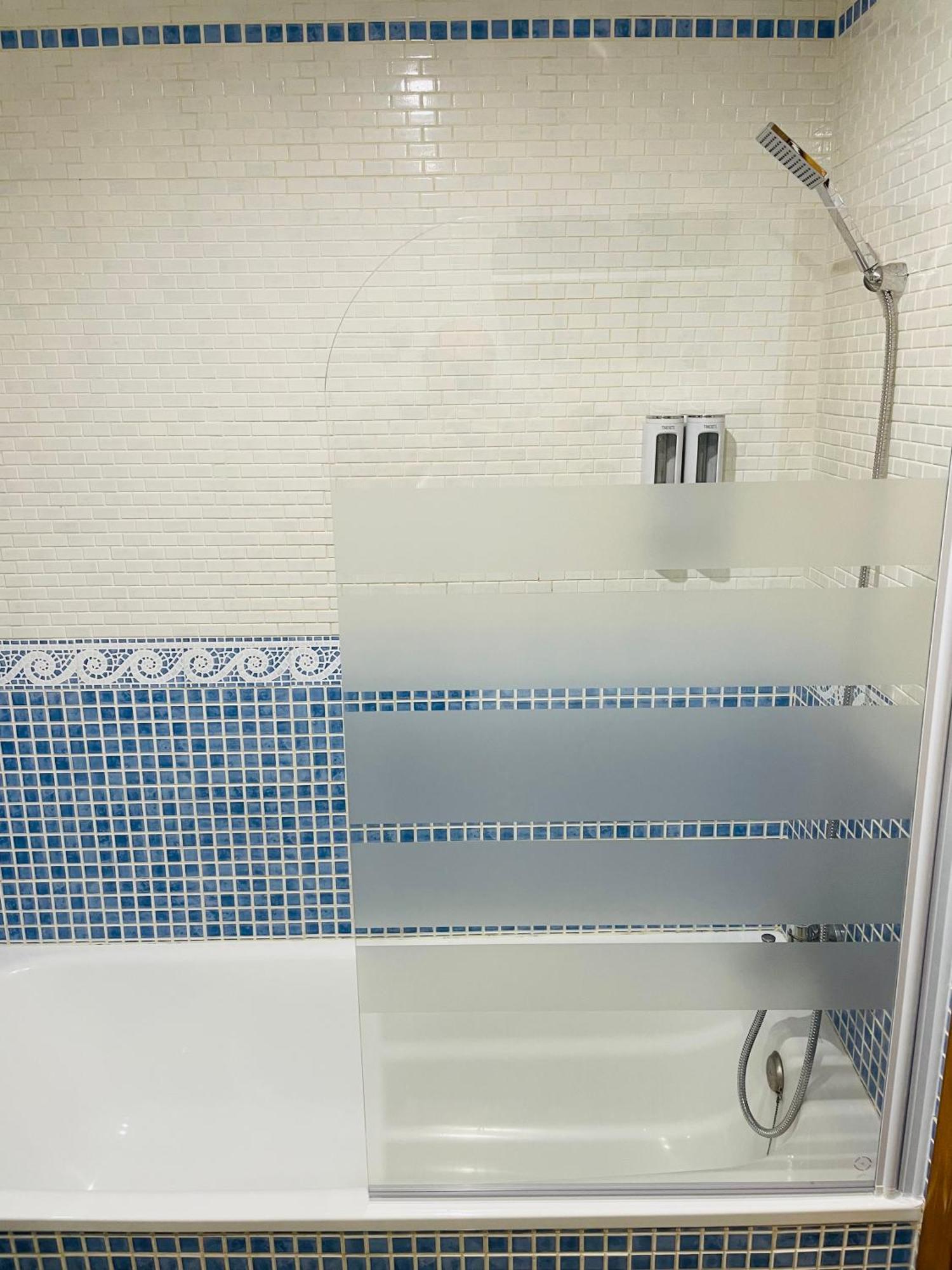 Apartamento La Torre 1337 Precioso, Moderno Y Con Piscina Торемолинос Екстериор снимка
