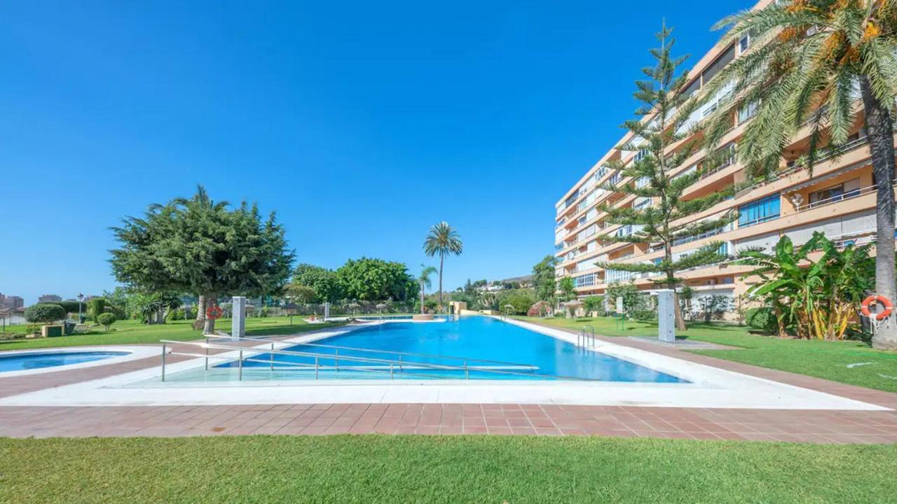 Apartamento La Torre 1337 Precioso, Moderno Y Con Piscina Торемолинос Екстериор снимка